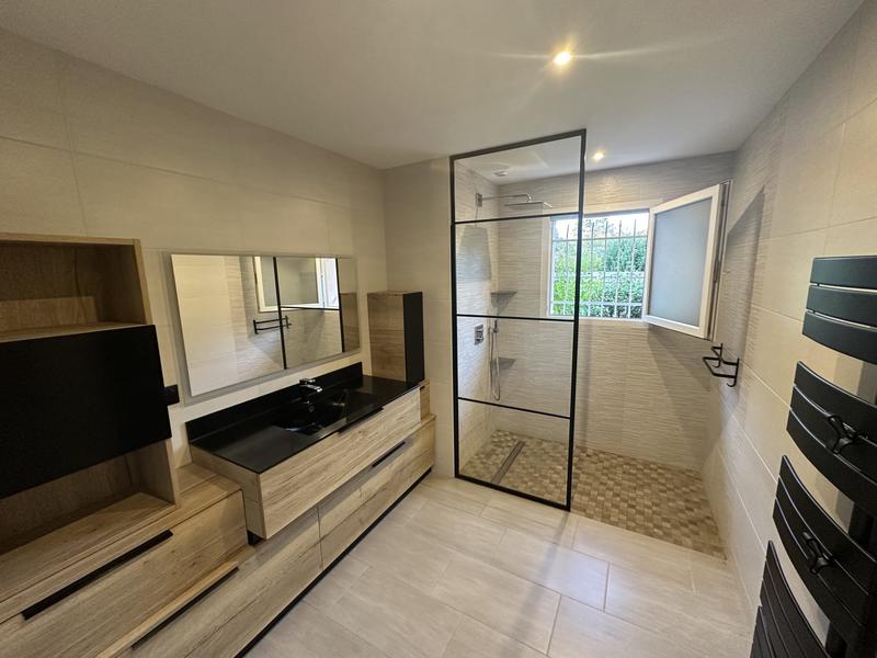 Maison contemporaine - 142 m² - 6 pièces