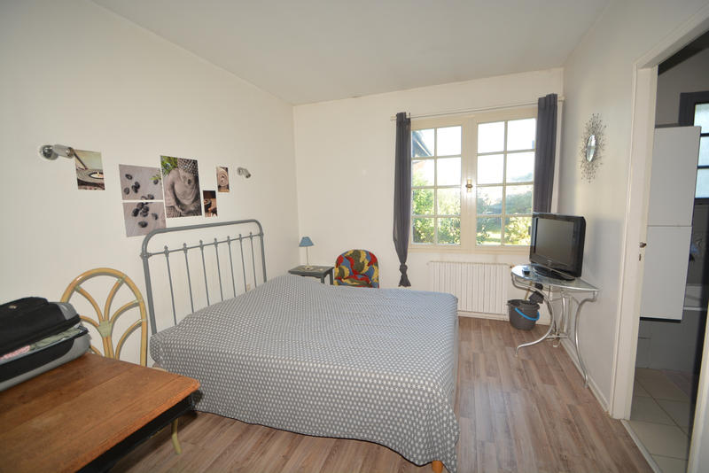 Maison - 198 m² - 7 pièces