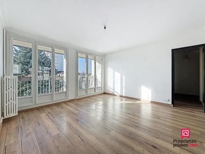 Appartement - 70 m² - 4 pièces