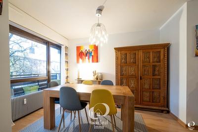 Appartement - 98 m² - 5 pièces