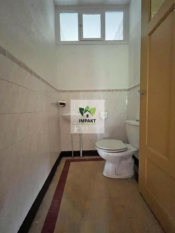 Maison - 194 m² - 7 pièces