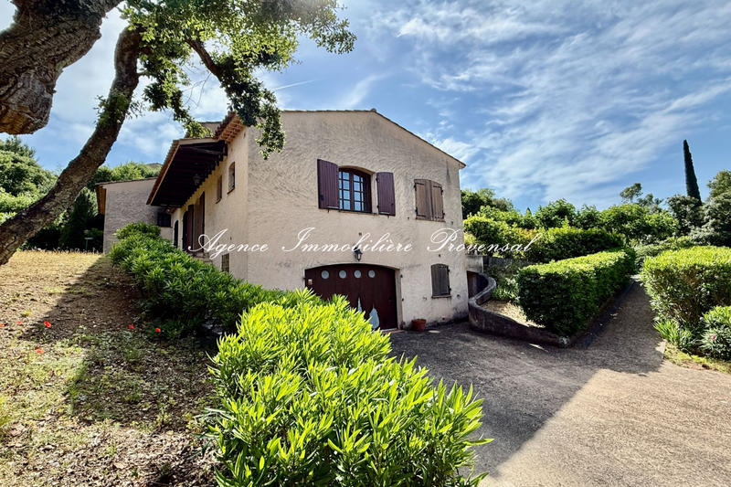 Villa - 154 m² - 6 pièces