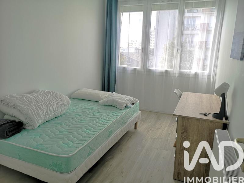 Appartement - 81 m² - 5 pièces