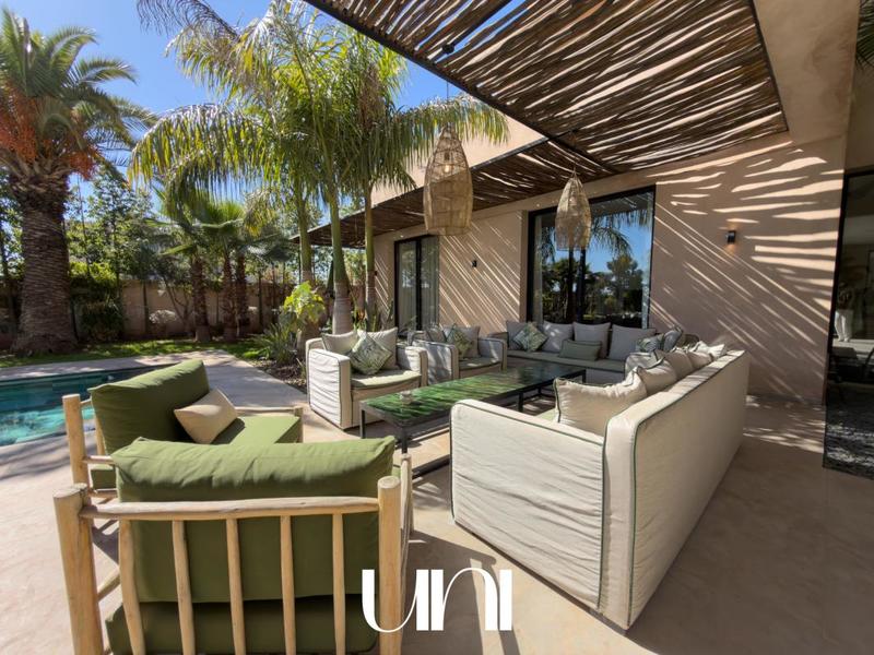 Villa - 640 m² - 11 pièces