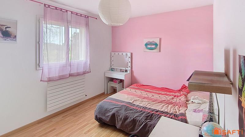 Maison - 165 m² - 8 pièces