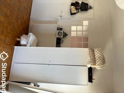 Chambre - 15 m² - 1 pièce