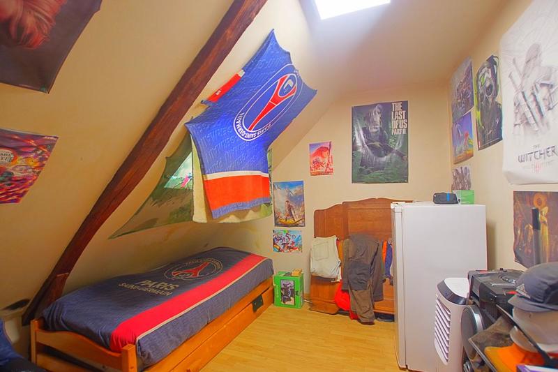 Maison - 320 m² - 4 pièces