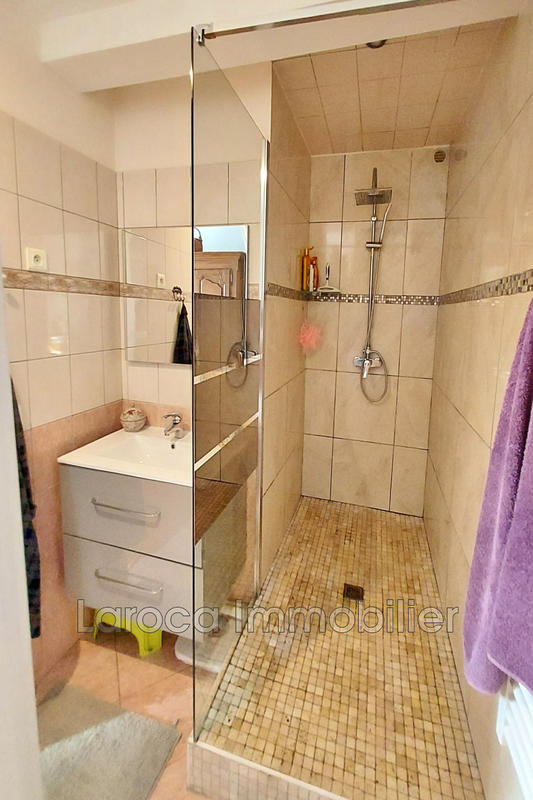 Maison - 272 m² - 8 pièces