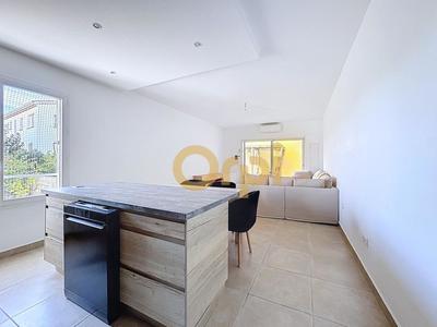 Appartement - 50 m² - 2 pièces