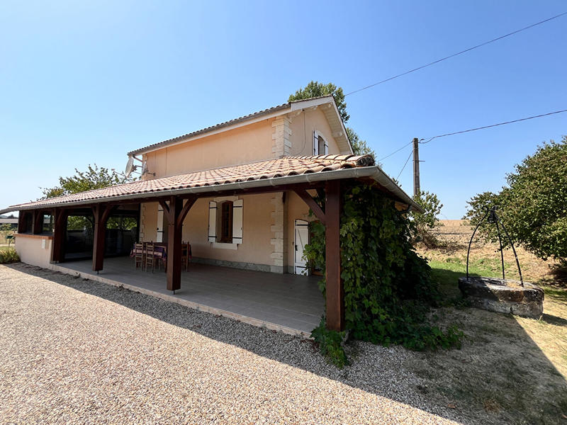 Maison - 107 m² - 3 pièces