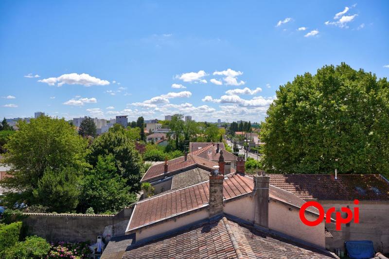 Appartement - 81 m² - 4 pièces