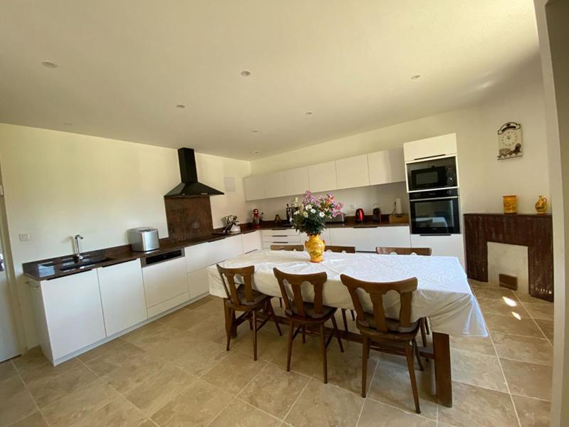 Maison - 121 m² - 5 pièces