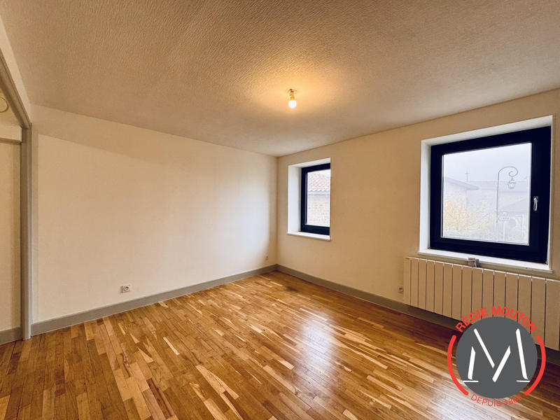 Appartement - 75 m² - 2 pièces