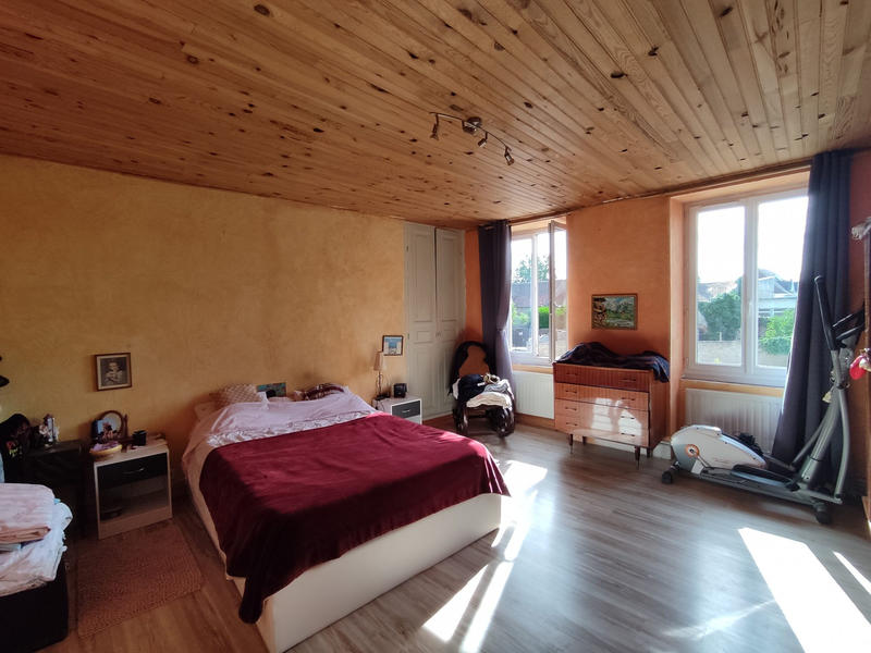 Maison - 145 m² - 6 pièces