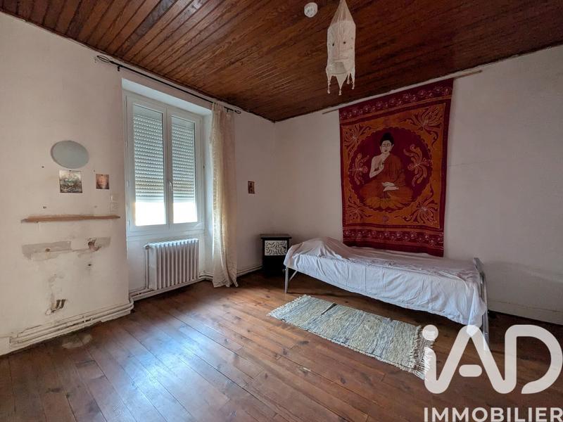 Maison - 302 m² - 12 pièces