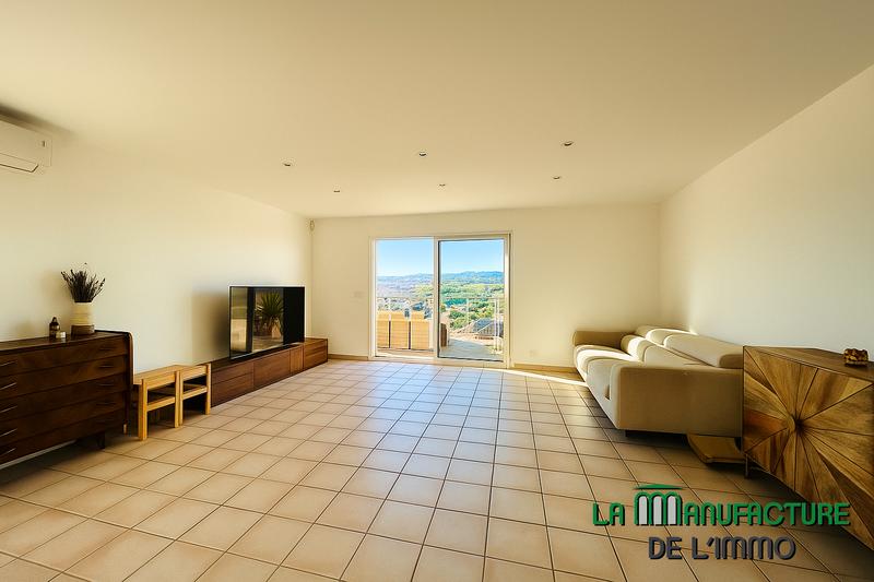 Maison - 145 m² - 5 pièces