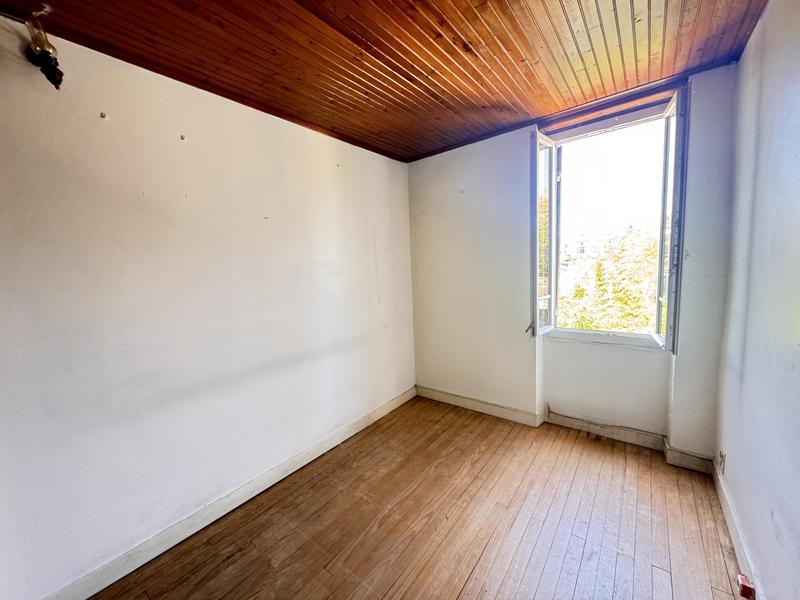 Maison jumelée - 90 m² - 5 pièces