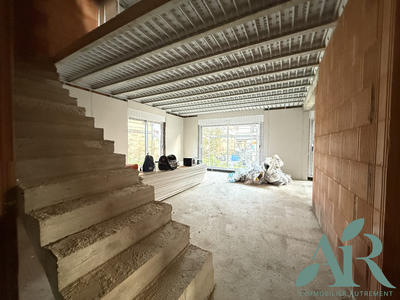 Maison - 167 m² - 6 pièces