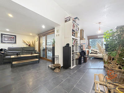 Maison - 210 m² - 8 pièces