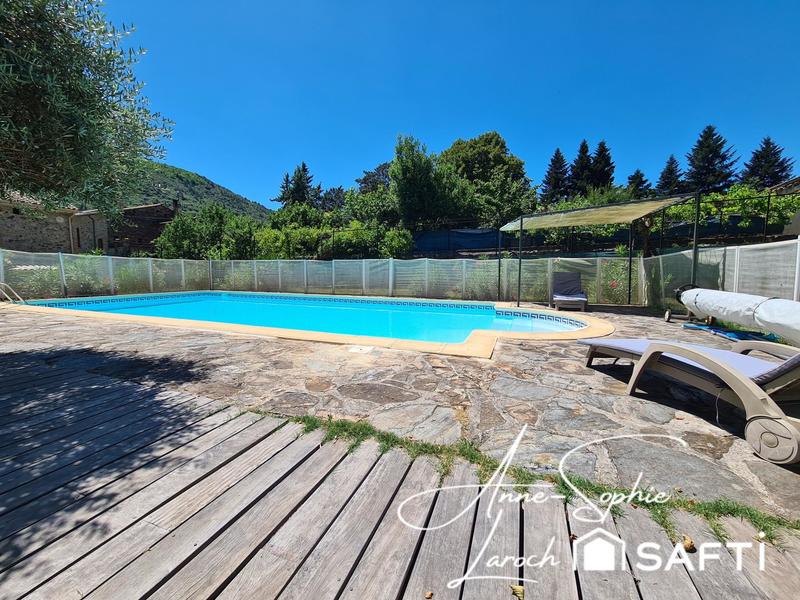 Maison - 182 m² - 6 pièces