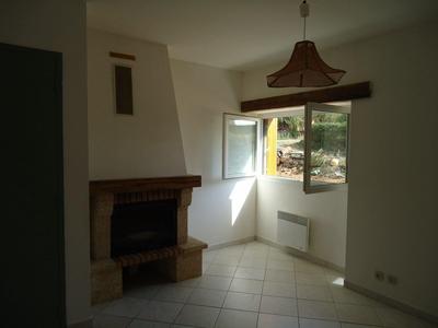 Maison - 79 m² - 3 pièces