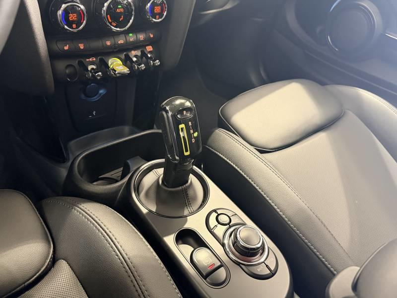 Mini Mini Hatch 3 Portes Cooper se 184 ch Essential