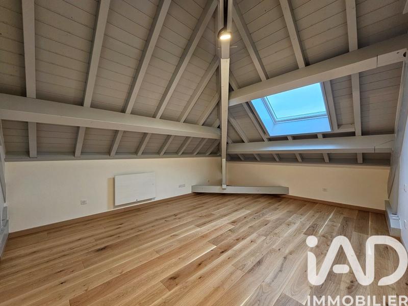 Appartement - 96 m² - 5 pièces