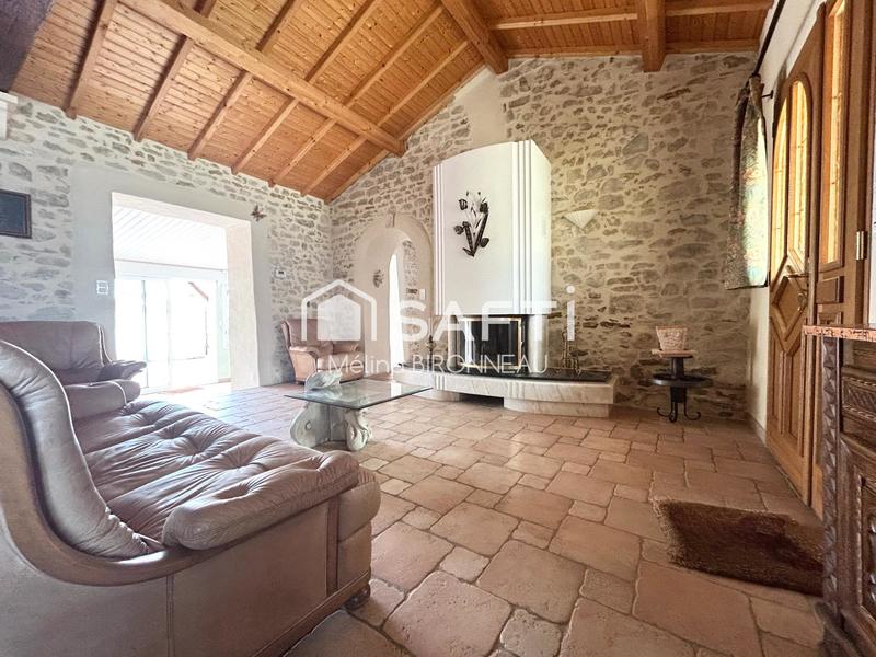 Maison - 191 m² - 6 pièces