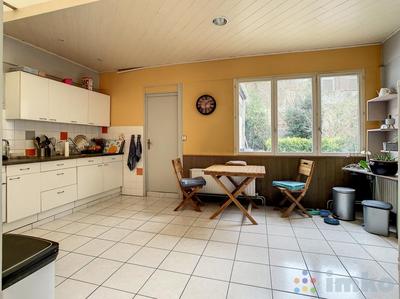 Maison - 180 m² - 6 pièces