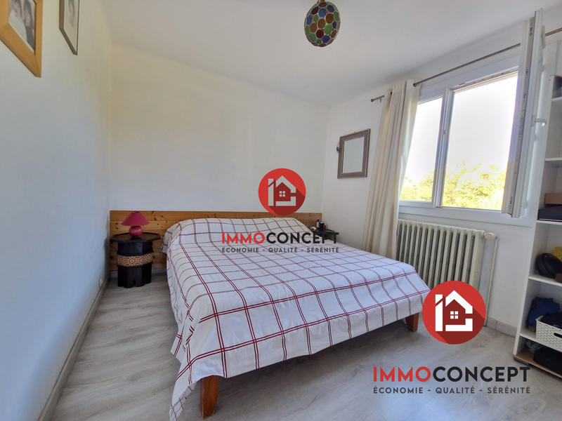 Maison traditionnelle - 153 m² - 7 pièces