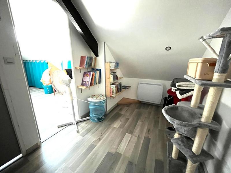 Maison - 87 m² - 6 pièces