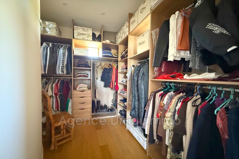 Maison - 169 m² - 6 pièces