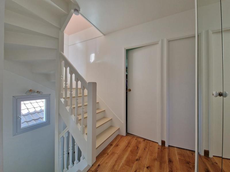 Pavillon - 188 m² - 7 pièces