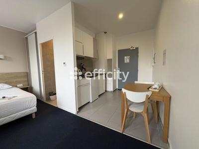 Immeuble - 380 m² - 13 pièces