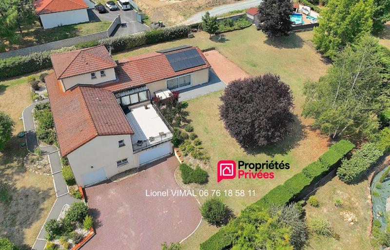 Maison - 258 m² - 8 pièces