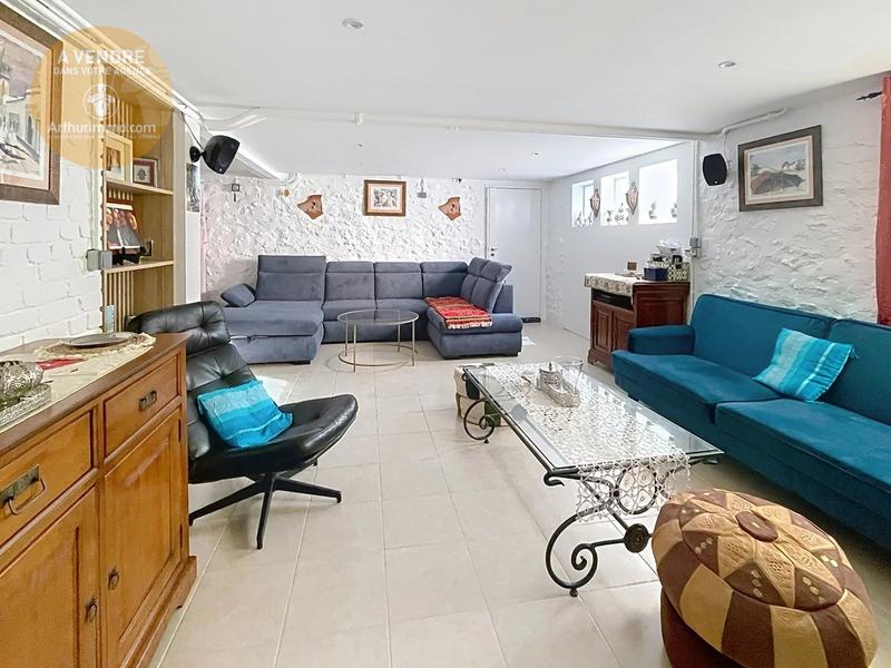 Maison - 156 m² - 8 pièces