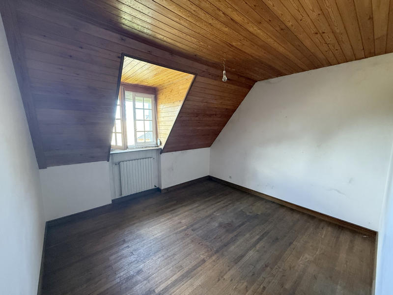 Maison - 264 m² - 15 pièces