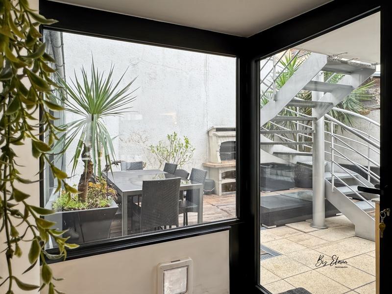 Bureau - 272 m² - 10 pièces