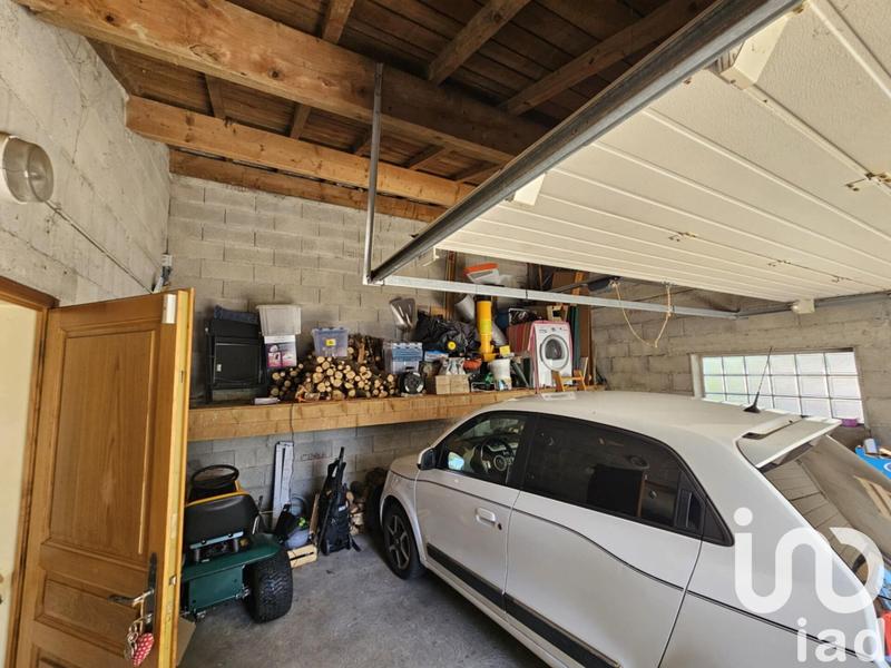 Maison - 220 m² - 8 pièces