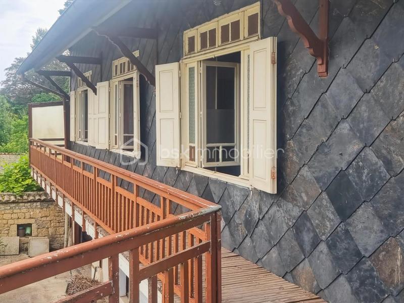 Maison de village - 205 m² - 8 pièces