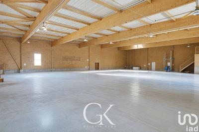 Local commercial - 1 177 m²