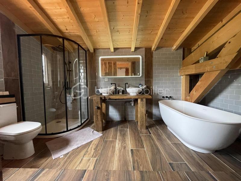 Maison ancienne - 170 m² - 7 pièces