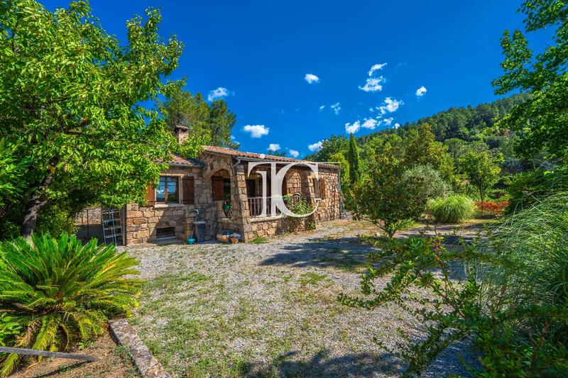 Maison - 131 m² - 4 pièces