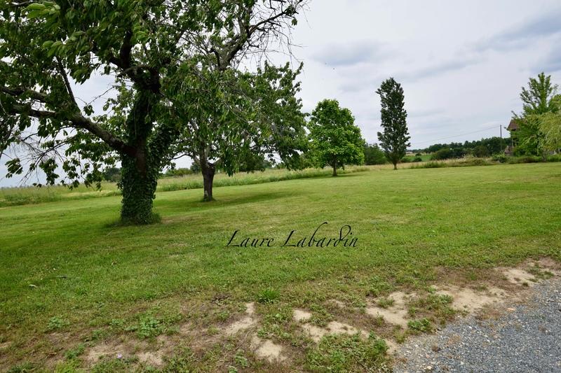 Maison - 300 m² - 9 pièces