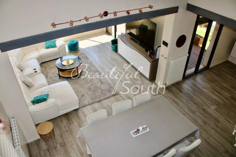 Gîte - 543 m² - 16 pièces