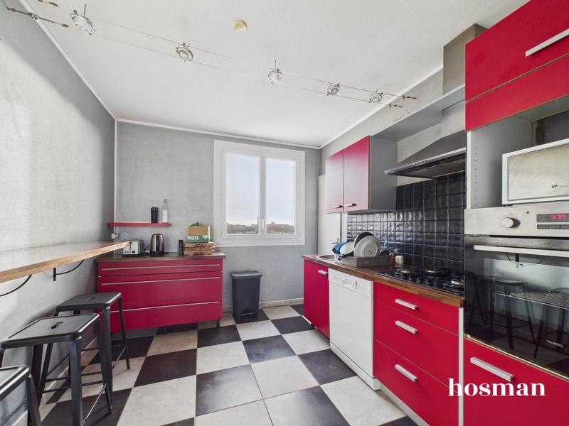 Appartement - 87 m² - 4 pièces