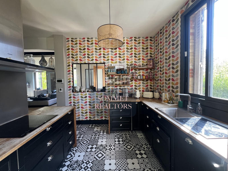 Propriété - 155 m² - 8 pièces