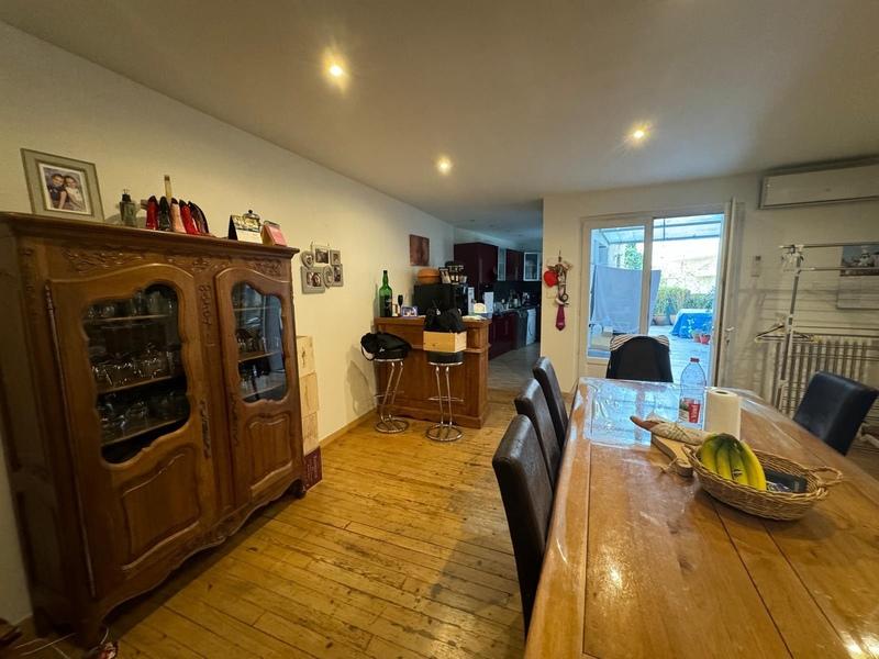 Immeuble - 184 m² - 7 pièces