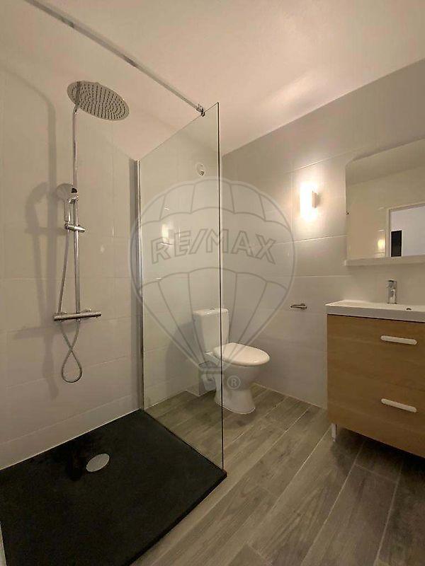 Appartement - 84 m² - 5 pièces