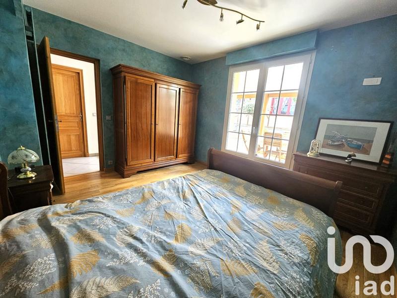 Maison - 185 m² - 9 pièces